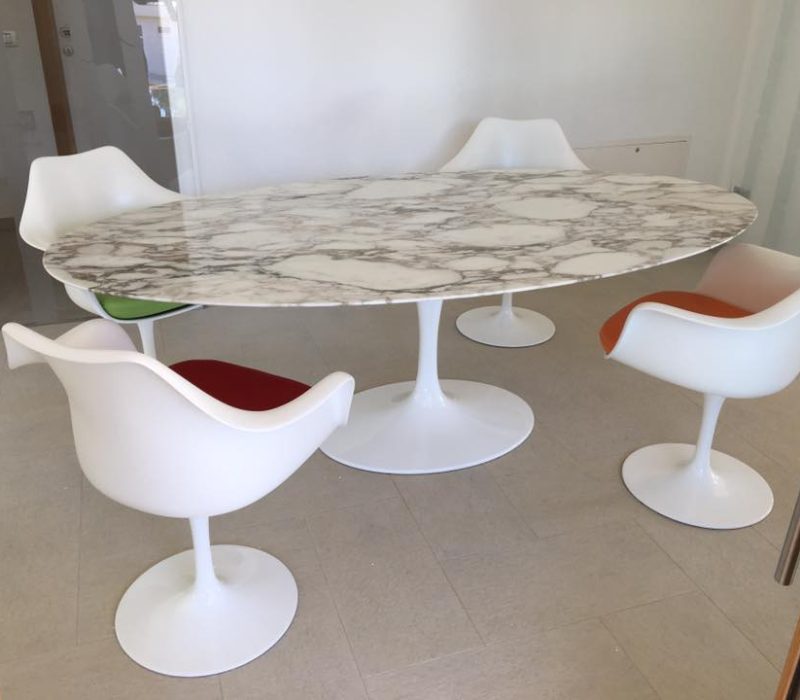 tavolo saarinen + poltroncine tulip
